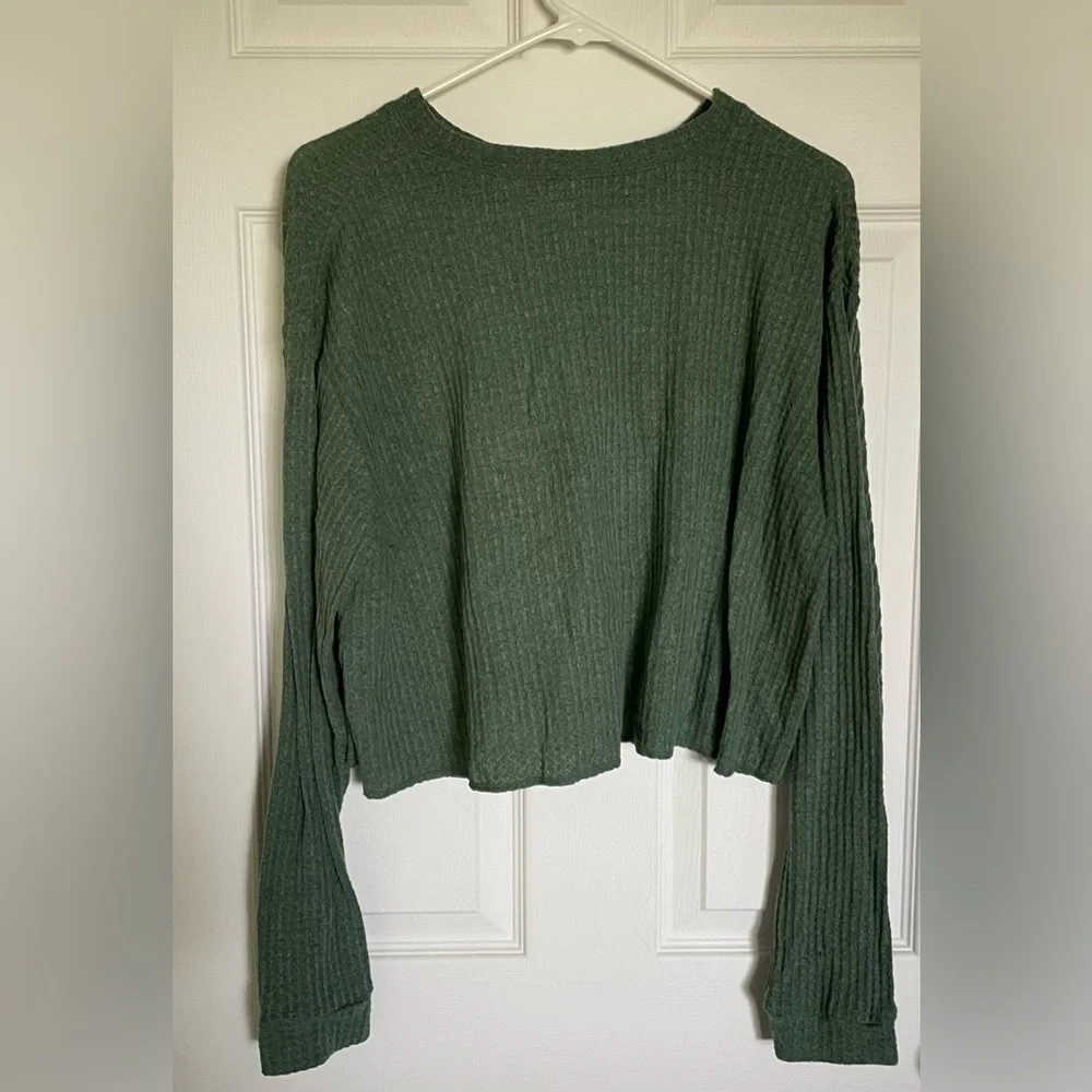Green Ribbed Knit Sweater - Picture 2 of 2